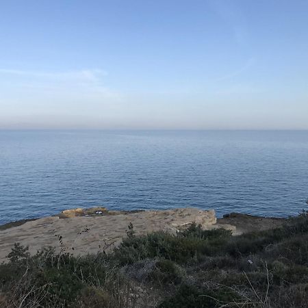 Tiny House Framed By Nature Near Sea In Karaburun Villa Izmir Exteriör bild